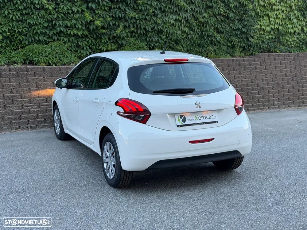 Peugeot 208 1.5 BlueHDi Comercial 2L - 6