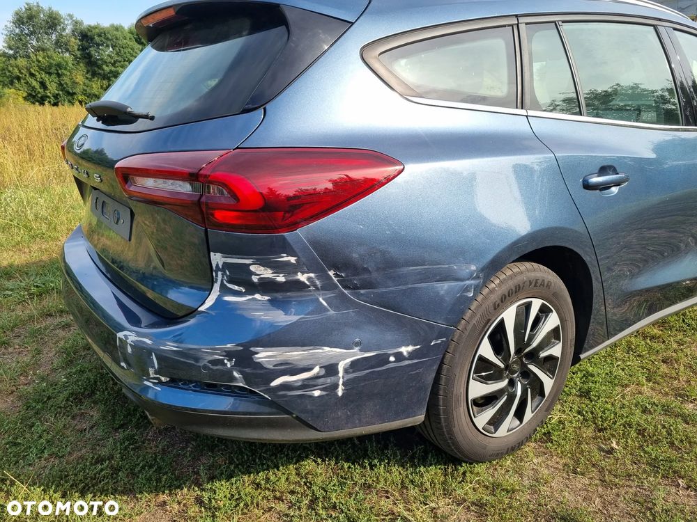 Ford Focus 1.5 EcoBlue STart-Stopp-System TITANIUM - 9