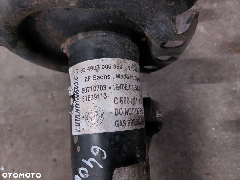 AMORTYZATOR SPRĘŻYNA ZWROTNICA LEWY PRZÓD + PRAWY PRZÓD FIAT CROMA II - 4