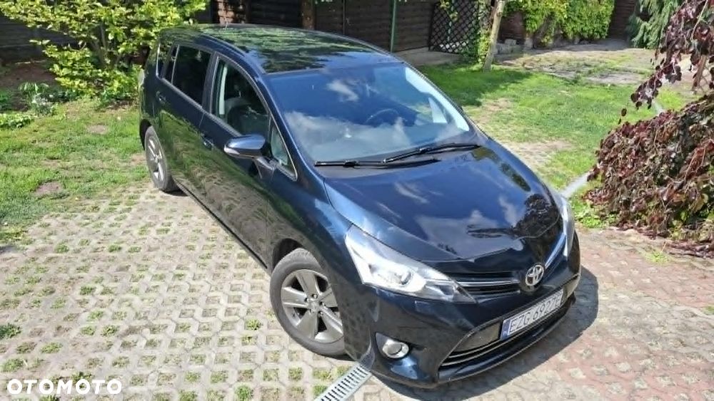 Toyota Verso 1.8 Premium 7os - 7