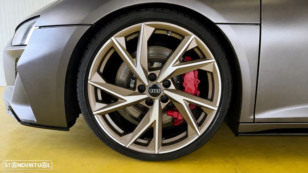 Audi R8 Spyder - 10