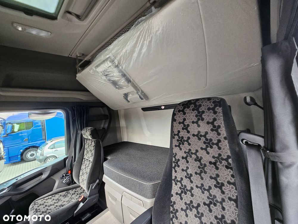 Scania R530 V8 XENON LEDY RETARDER KLIMA POST.HYDRAULIKA! - 24