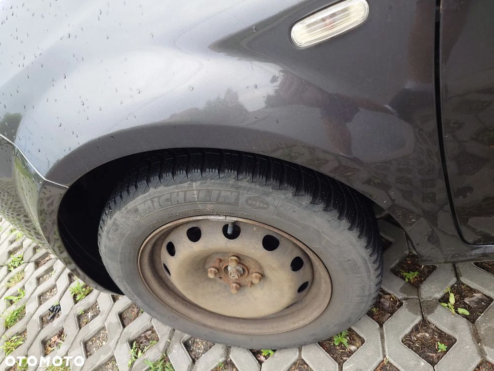 Fiat Linea 1.4 Dynamic Euro5 - 11