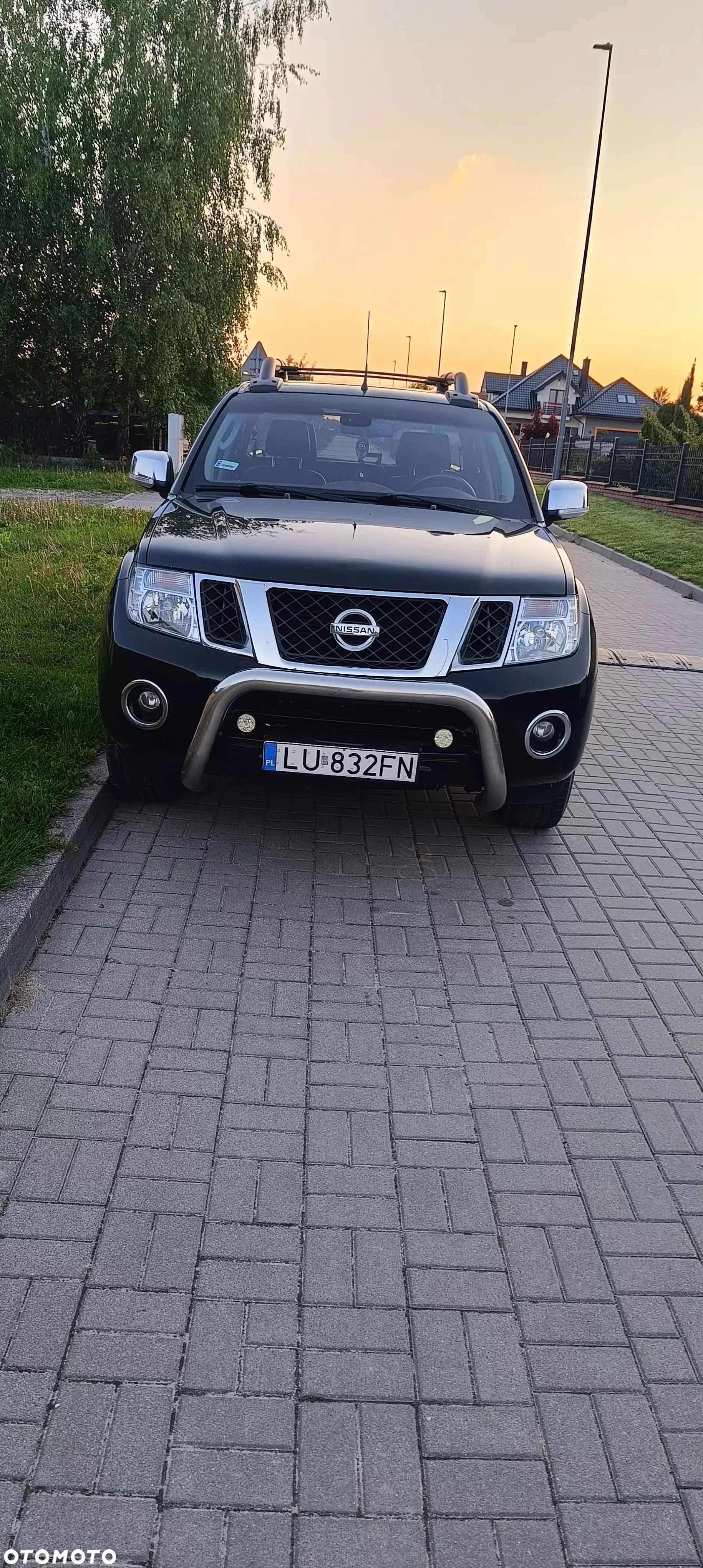 Nissan Navara - 1
