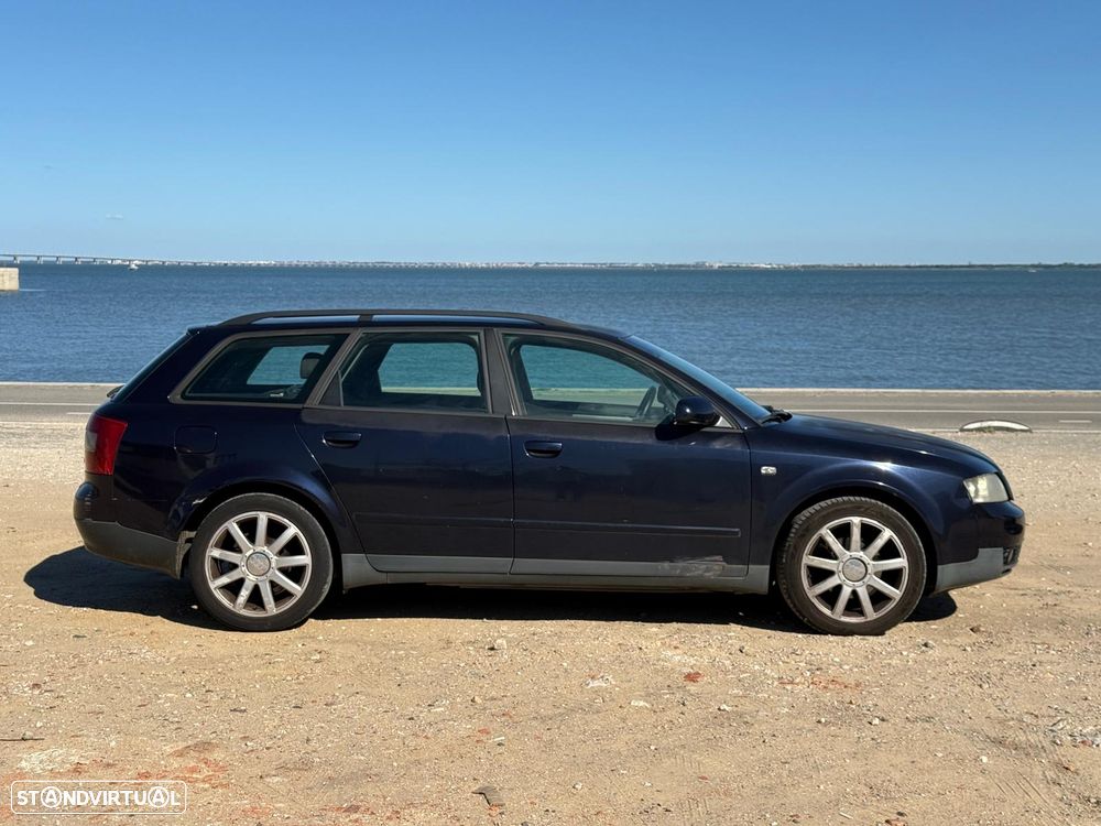 Audi A4 Avant 1.9 TDI m6 - 12