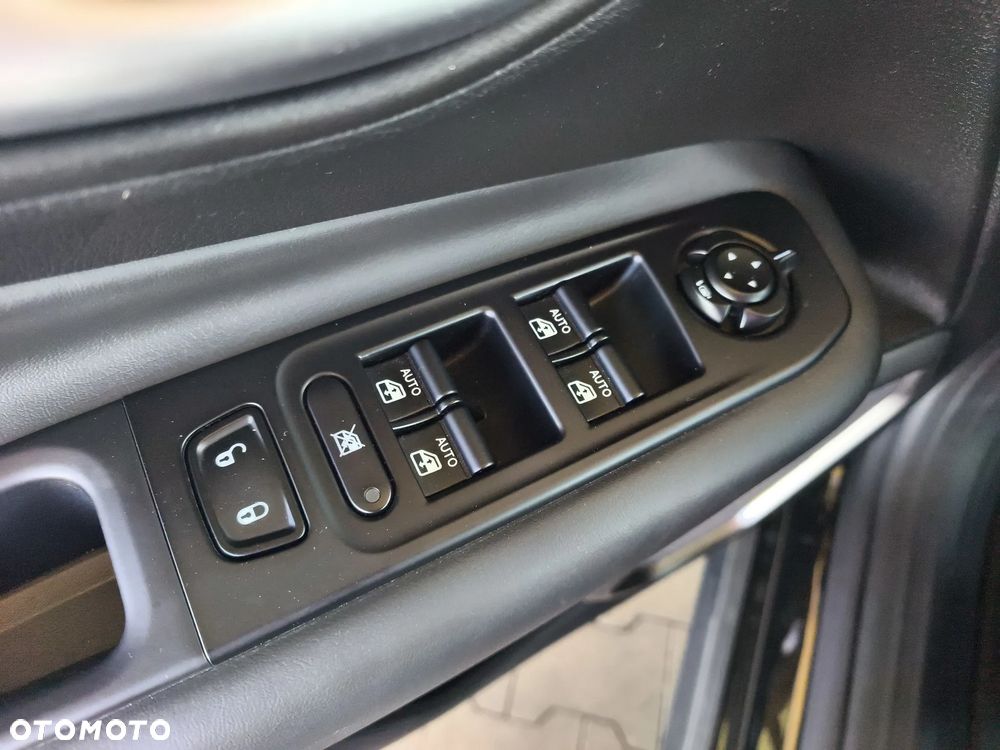 Jeep Renegade 1.5 T4 mHEV Limited FWD S&S DCT - 25