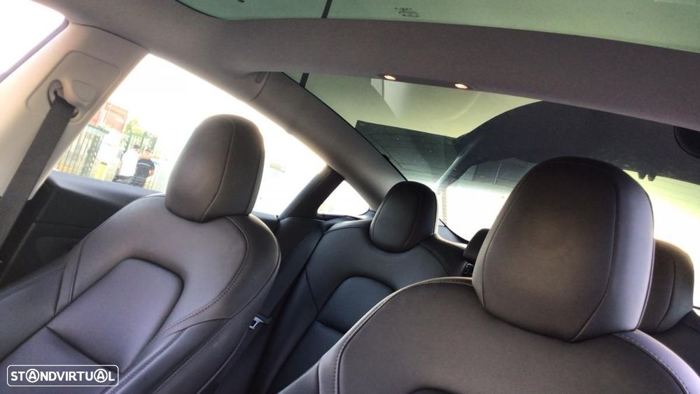Tesla Model 3 Standard RWD - 4
