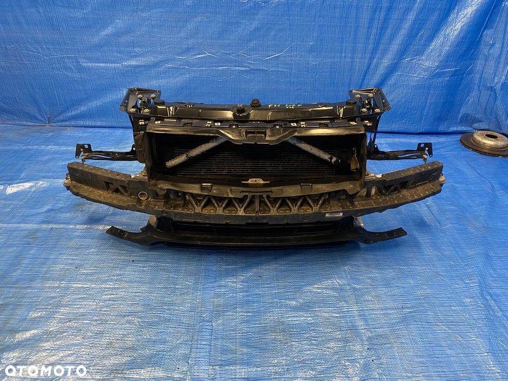 PAS PRZEDNI WZMOCNIENIE BELKA CHŁODNICE WENTYLATOR  KOMPLET MANUAL BMW 320D 2.0D N47 F30 F31 - 2