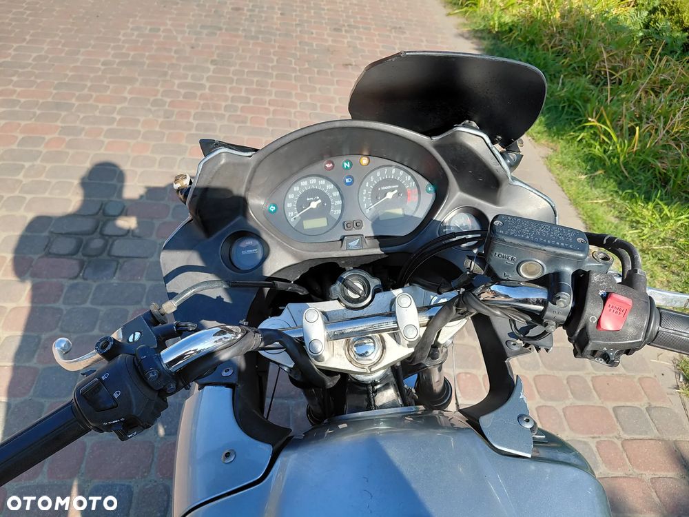Honda CBF - 25