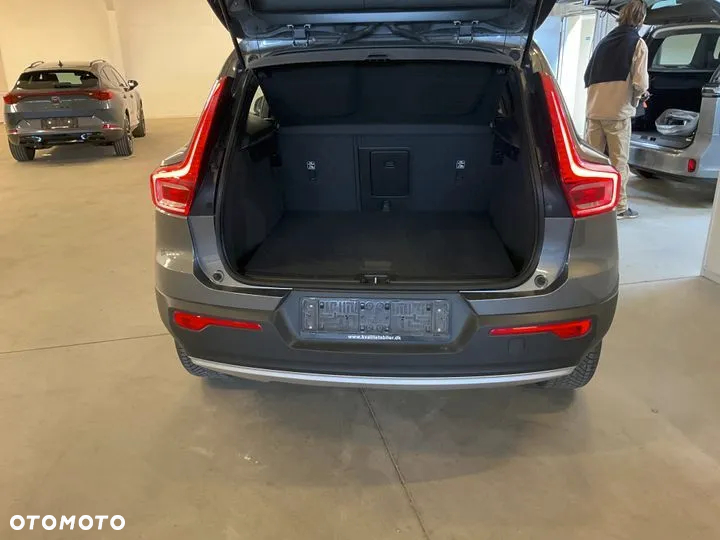 Volvo XC 40 T4 Momentum - 5
