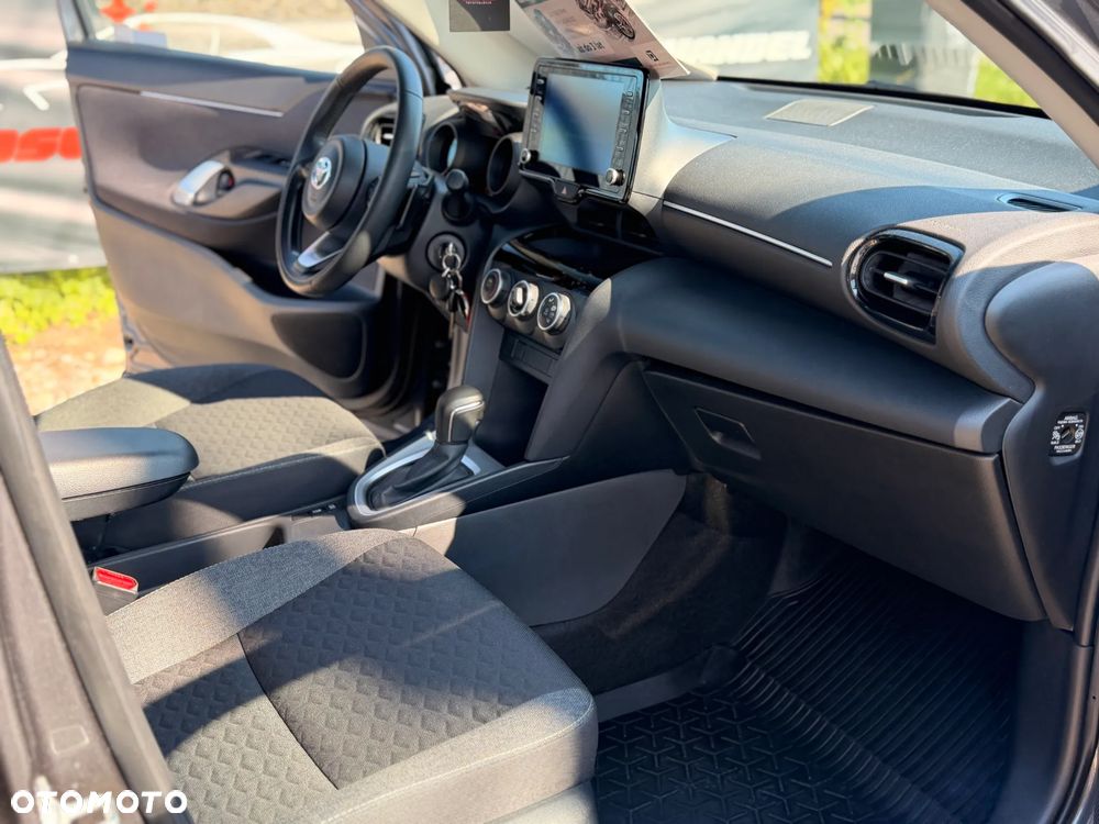 Toyota Yaris Cross 1.5 Comfort CVT - 23
