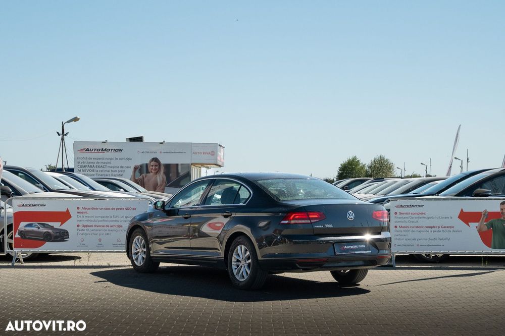 Volkswagen Passat 2.0 TDI DSG Comfortline - 4