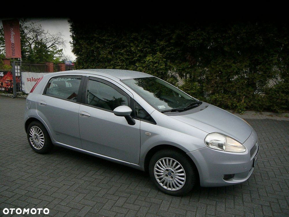Fiat Grande Punto - 15