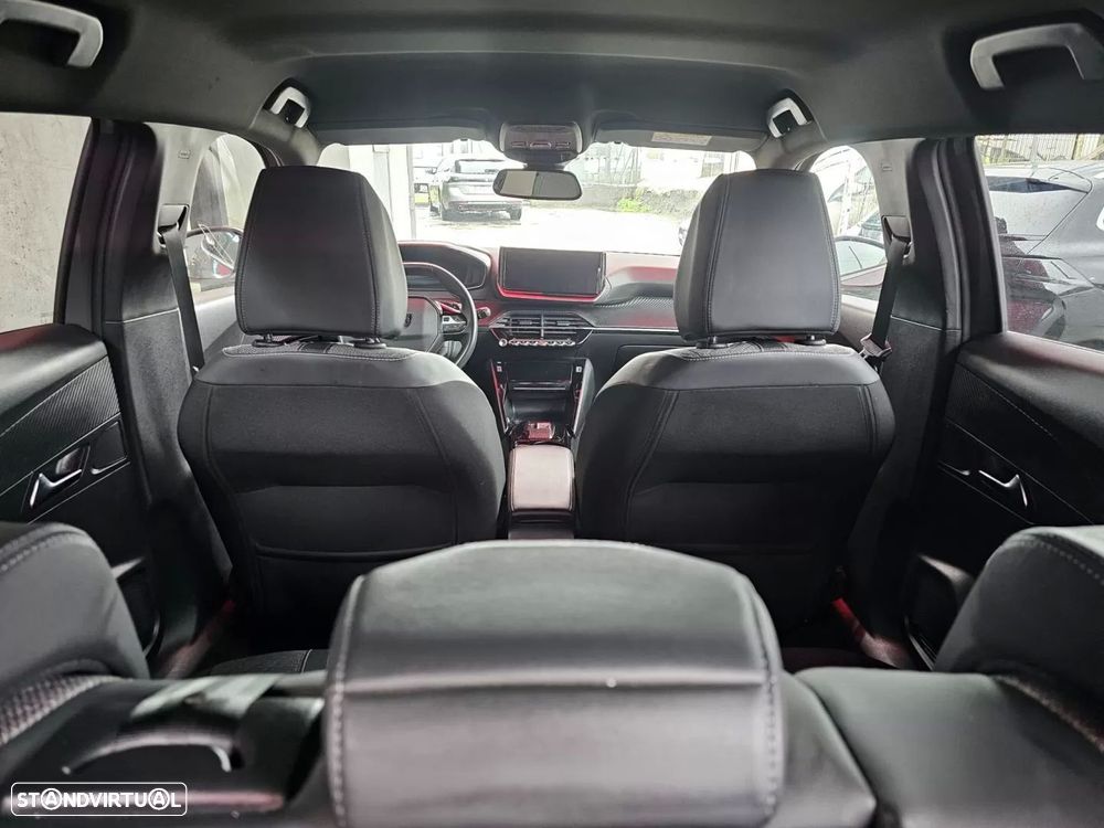 Peugeot 2008 BlueHDi 130 EAT8 Allure Pack - 17