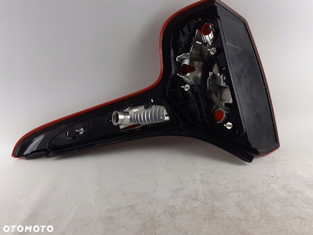 Lampa tylna LEWA Volvo C30 2006-2012 - Europa. - 6