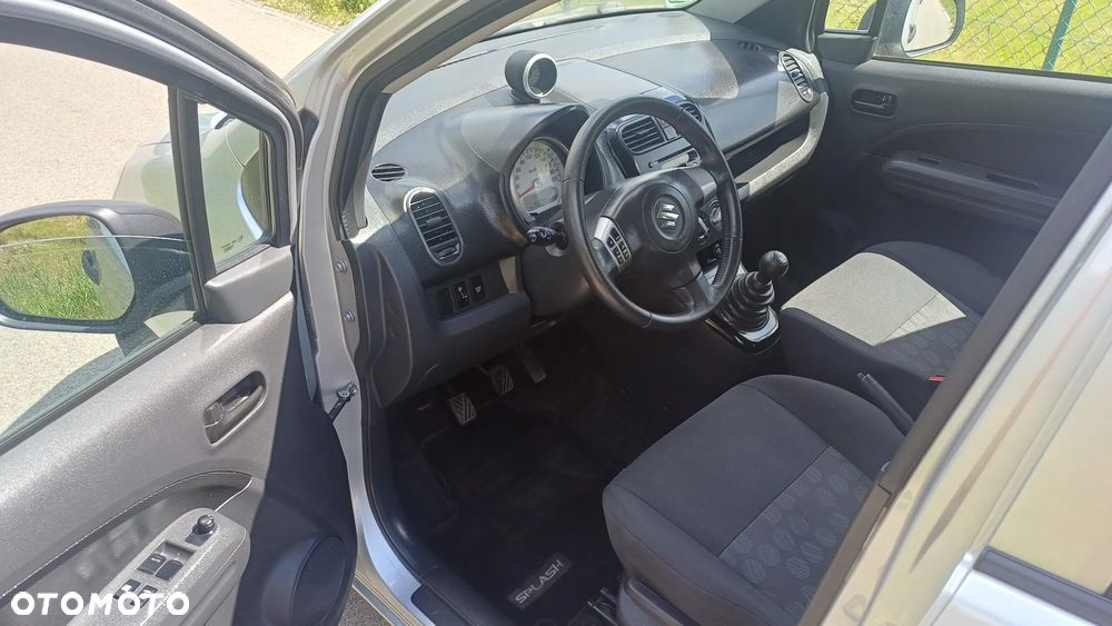 Suzuki Splash 1.0 Comfort - 10