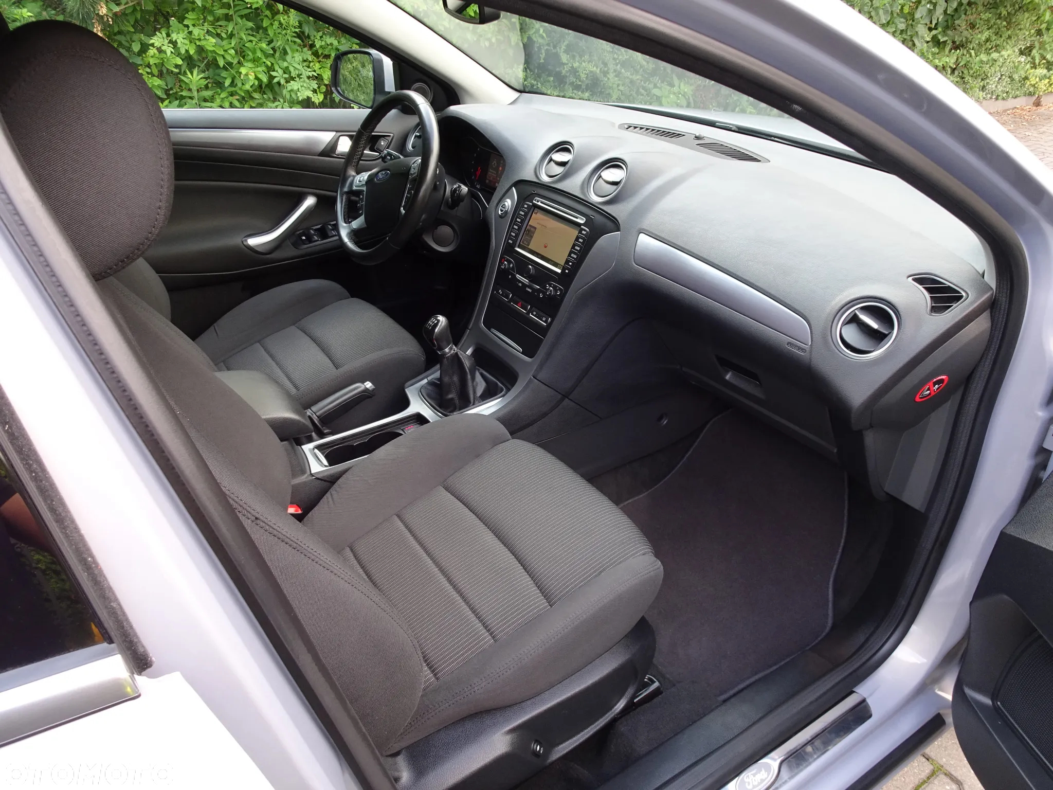 Ford Mondeo 2.0 Titanium LXS - 35