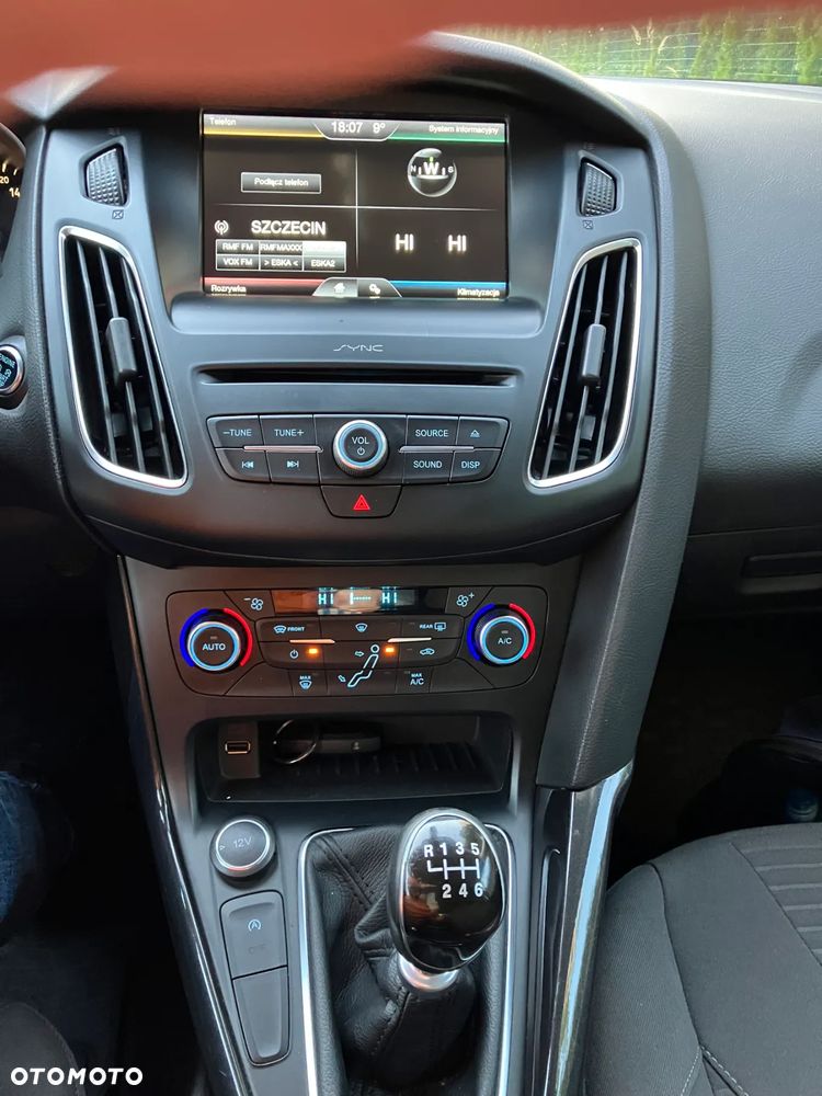 Ford Focus 1.0 EcoBoost Edition - 11