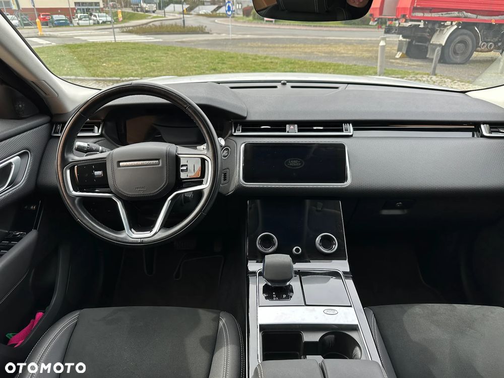 Land Rover Range Rover Velar P400e - 11