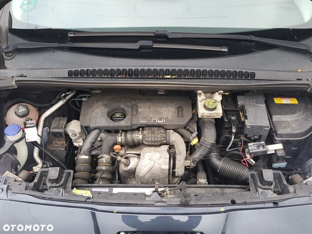 Peugeot 5008 1.6 HDi Premium - 33