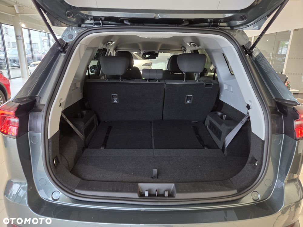 Chery Tiggo 8 1.5 T-GDI Super Hybrid Comfort DCT - 8