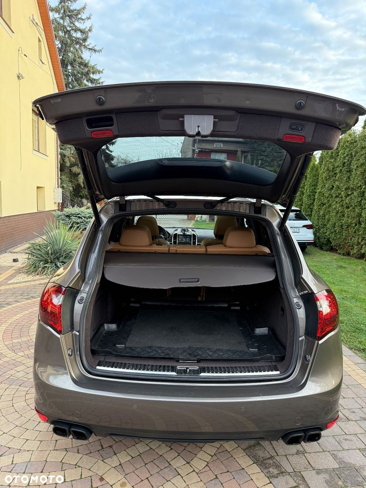 Porsche Cayenne S Diesel - 24