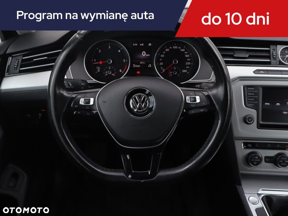 Volkswagen Passat Variant - 18