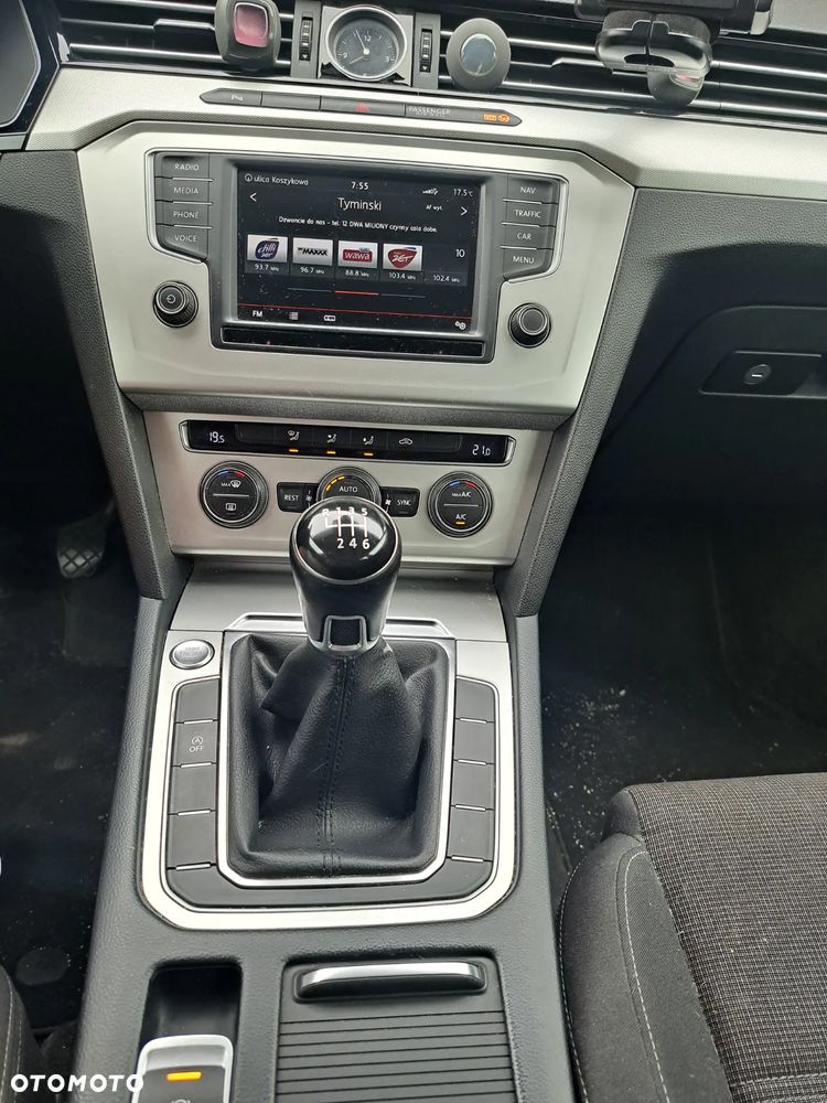 Volkswagen Passat 2.0 TDI BMT Comfortline - 13