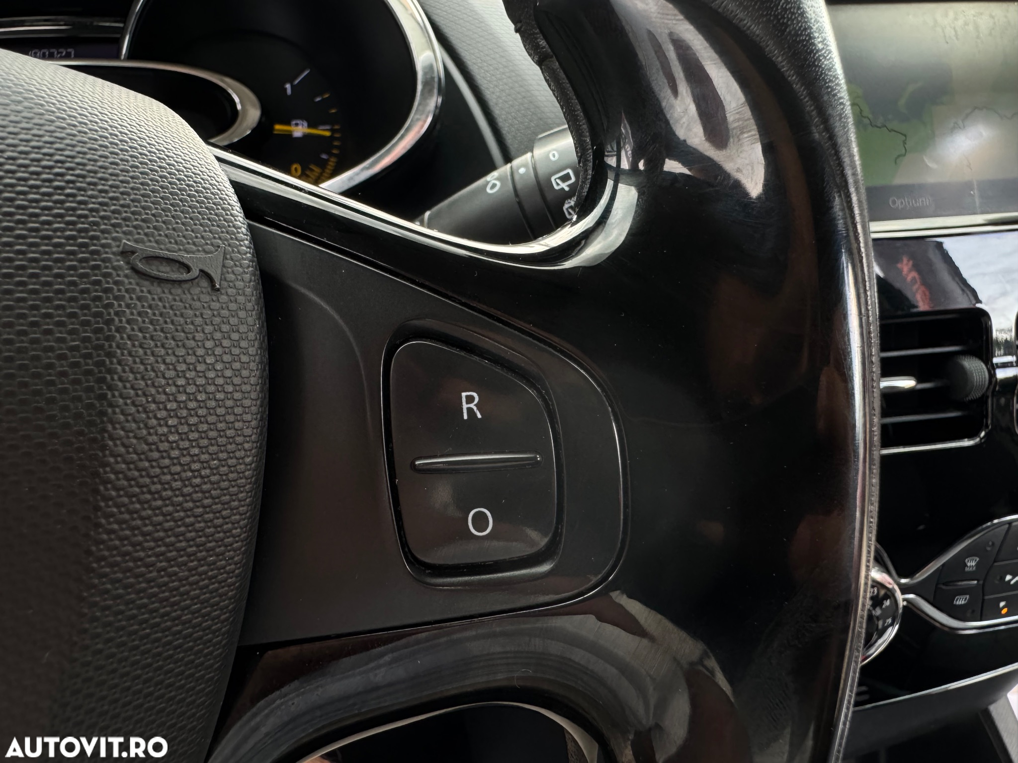 Renault Clio - 20