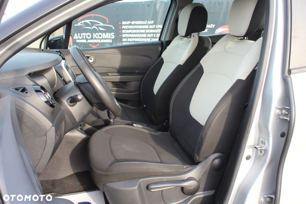 Renault Captur - 23