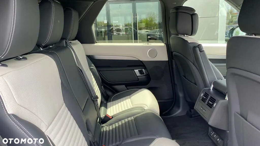 Land Rover Discovery - 15