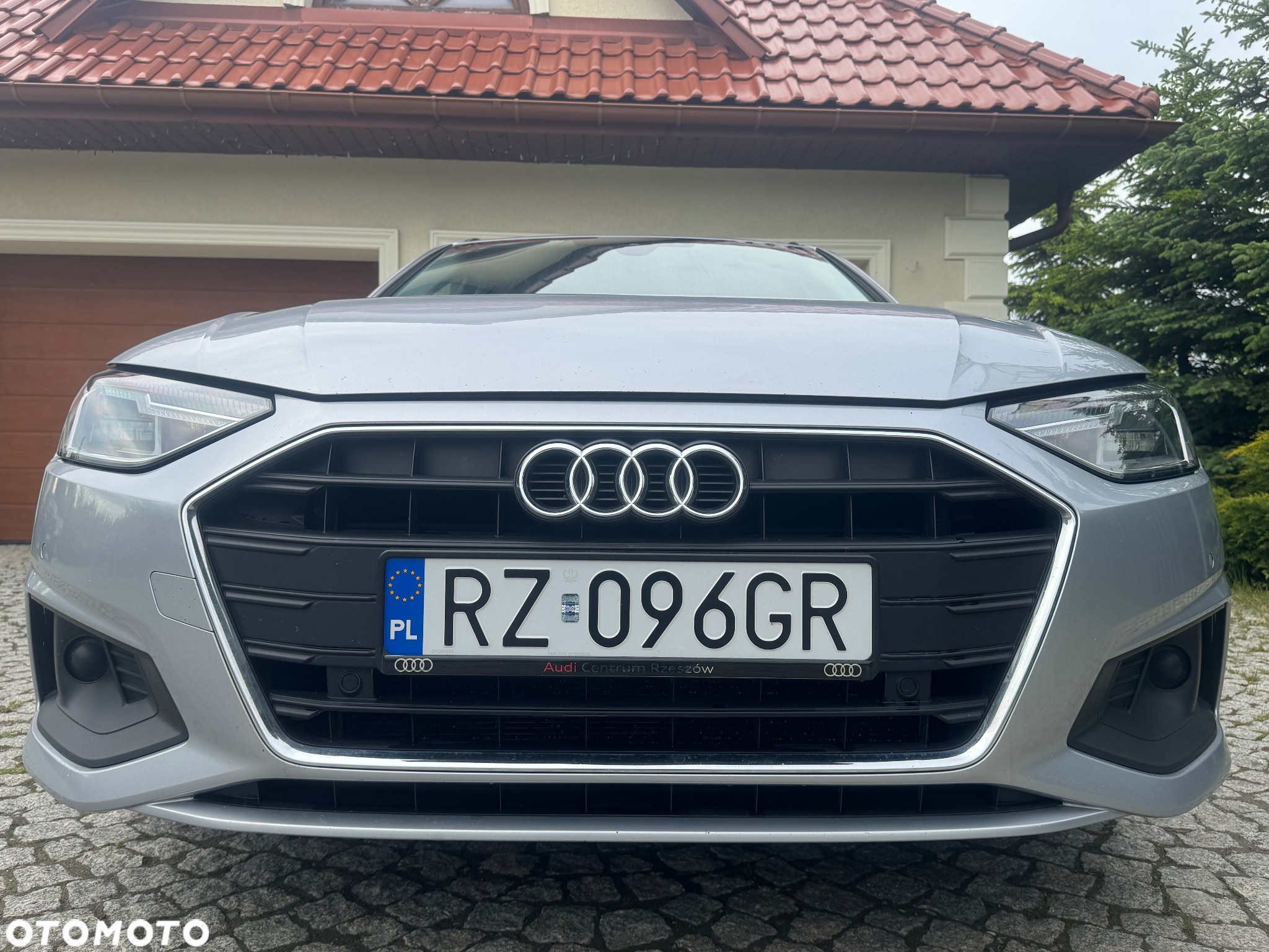 Audi A4 - 4