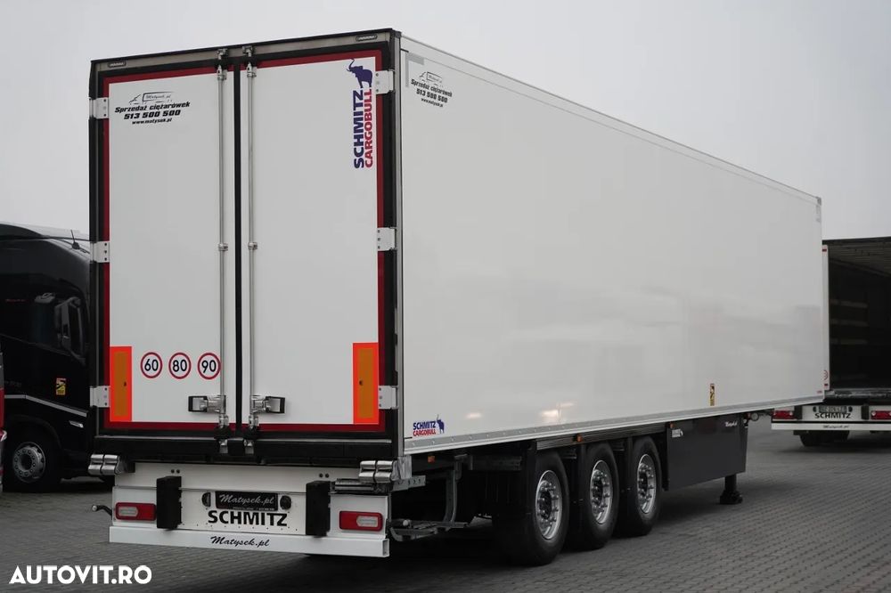 Schmitz Cargobull / REFRIGERAT / UNITATE SCHMITZ TKM / 2x AXE DE RIDICARE / COȘ PENTRU PALEȚI / 2023 / - 6