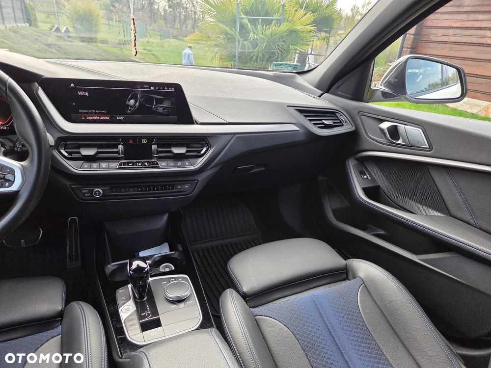 BMW Seria 1 118i - 12