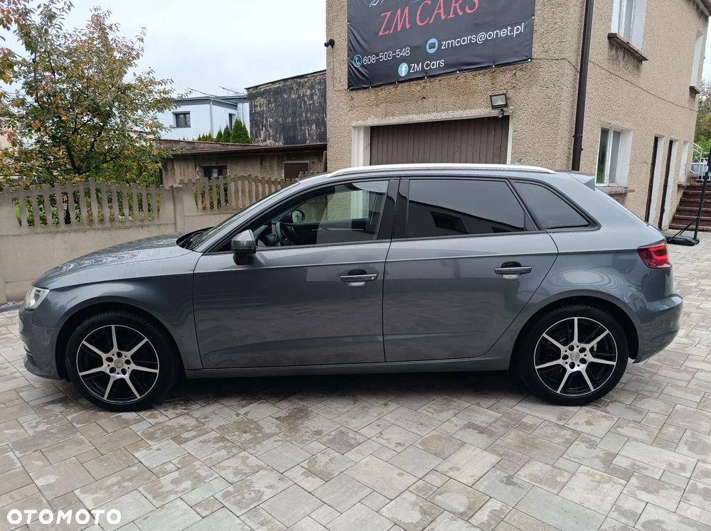 Audi A3 Sportback 1.4 TFSI Attraction - 4
