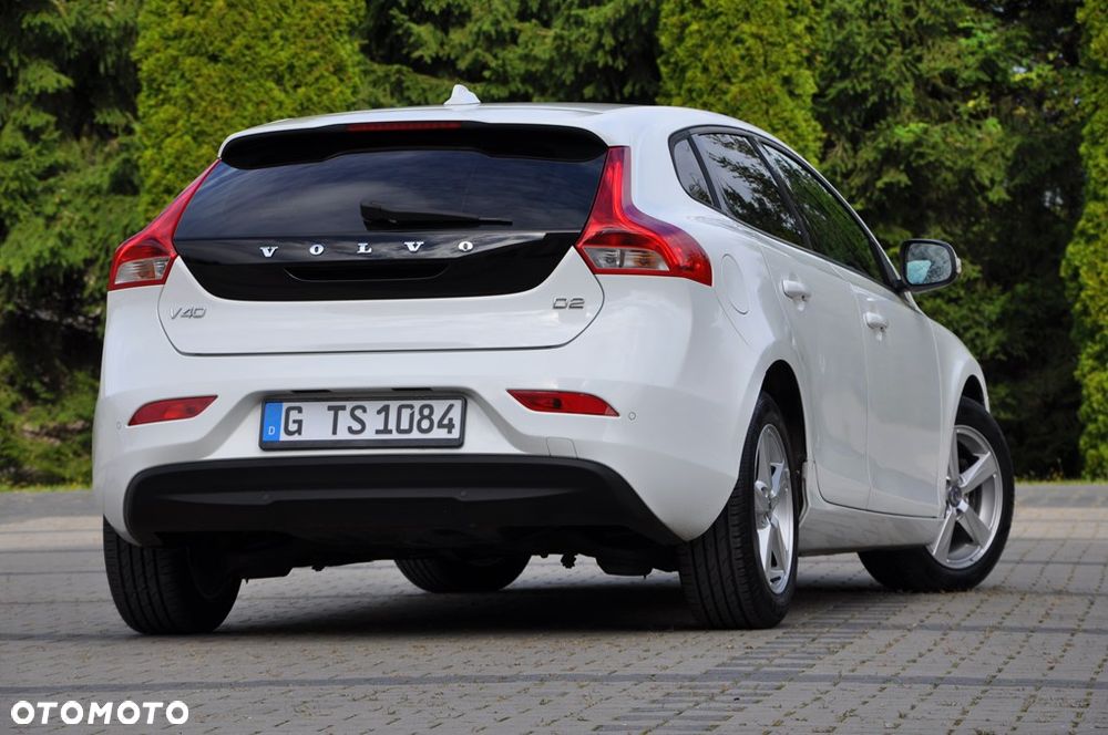 Volvo V40 D2 Momentum - 17