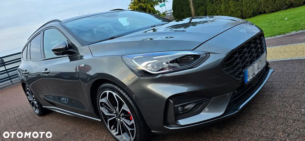 Ford Focus 1.5 EcoBoost ST-Line - 2