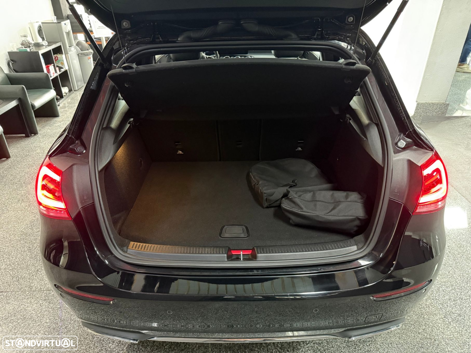 Mercedes-Benz A 250 e Style Plus - 6