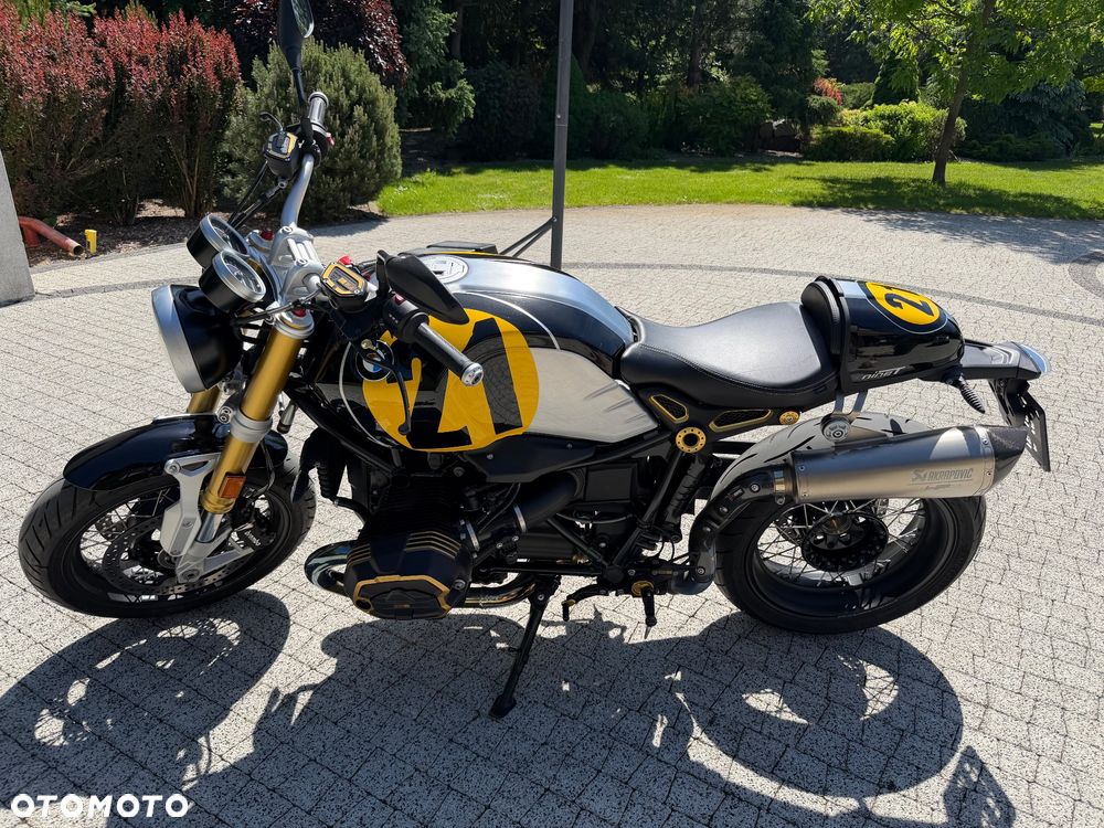 BMW R - 6