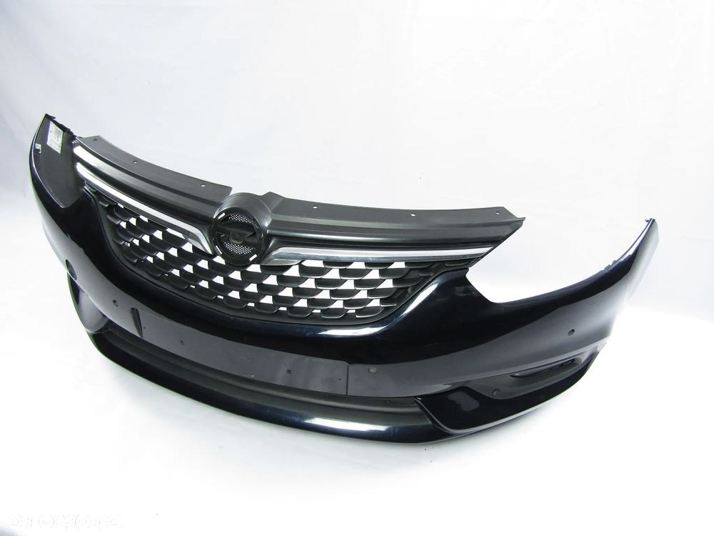 Zderzak przedni Opel Zafira C FL 16 - 19  Pdc-4  + Atrapa Kod lakieru 22X - 9