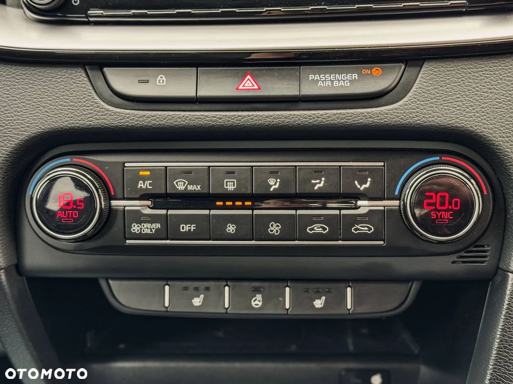 Kia Ceed 1.6 GDI PHEV Business Line DCT - 28