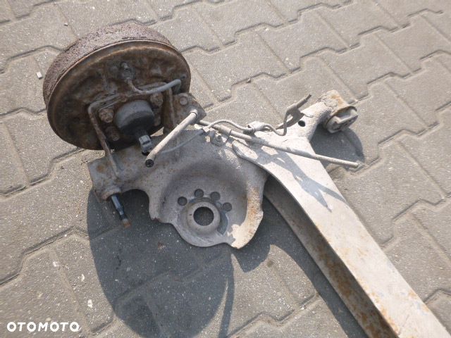 BELKA TYŁ TYLNA TOYOTA YARIS I LIFT ABS - 2