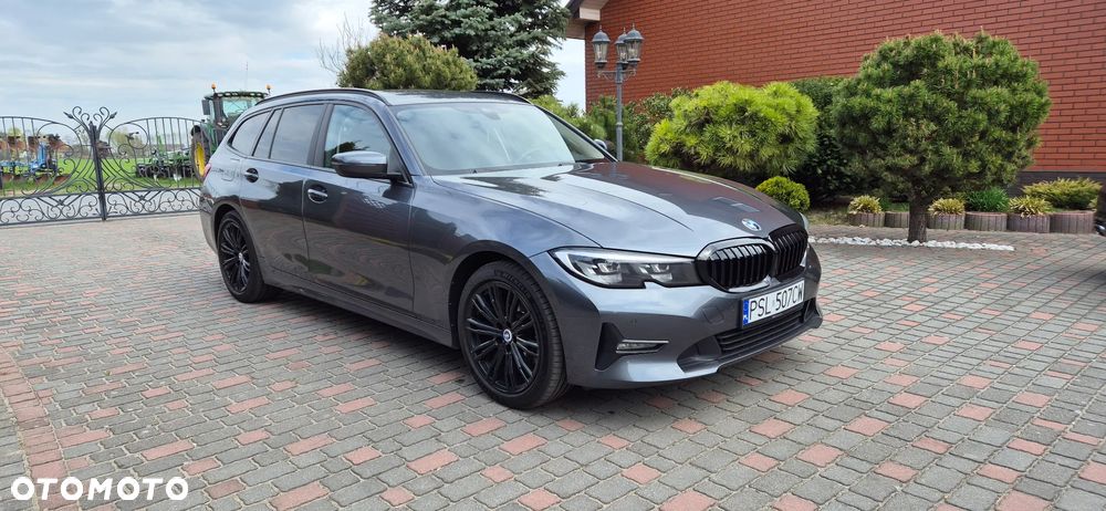 BMW Seria 3 320d xDrive Edition M Sport Shadow - 3