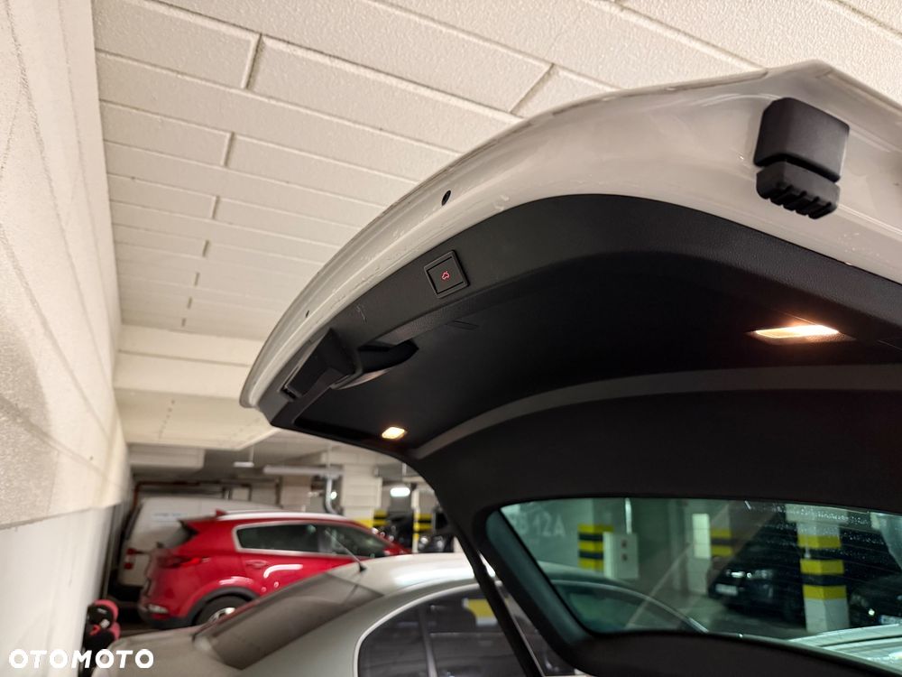 Skoda Superb 1.8 TSI Ambition DSG - 8