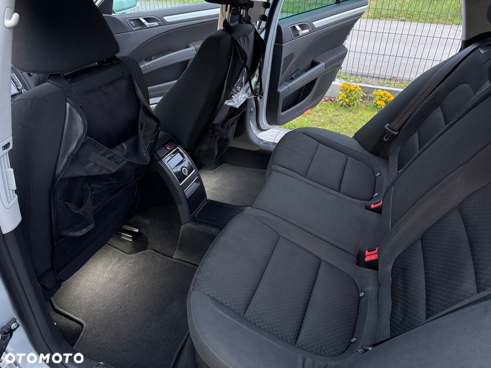 Skoda Superb 2.0 TDI Ambition DSG - 23