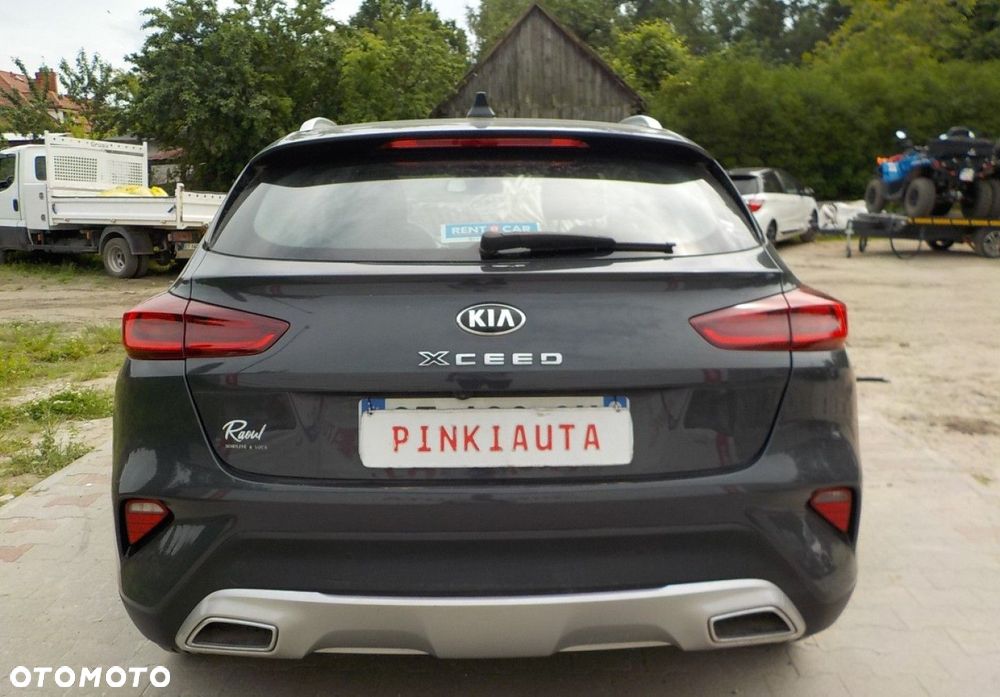 Kia XCeed - 13