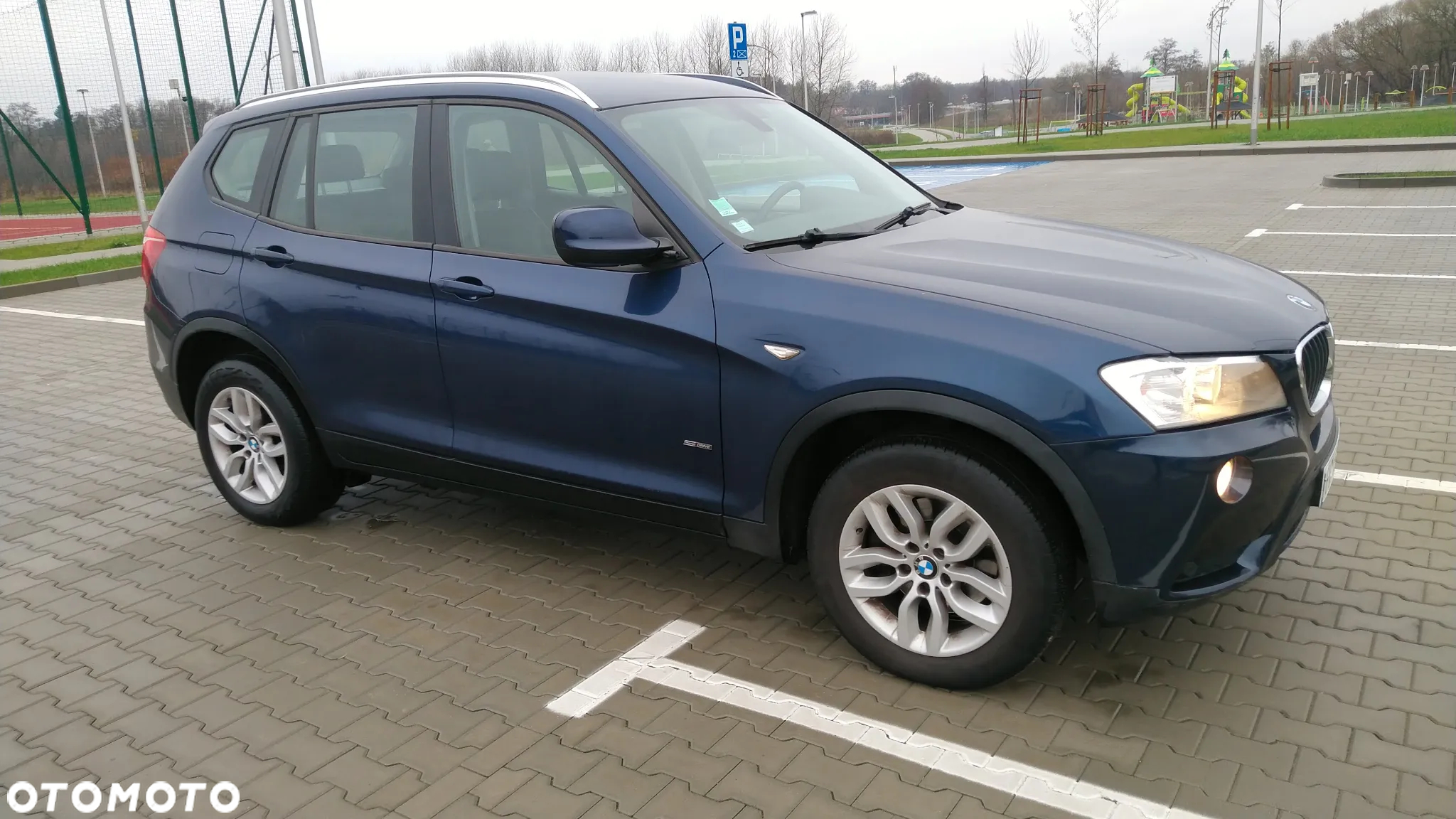 BMW X3 sDrive18d - 12