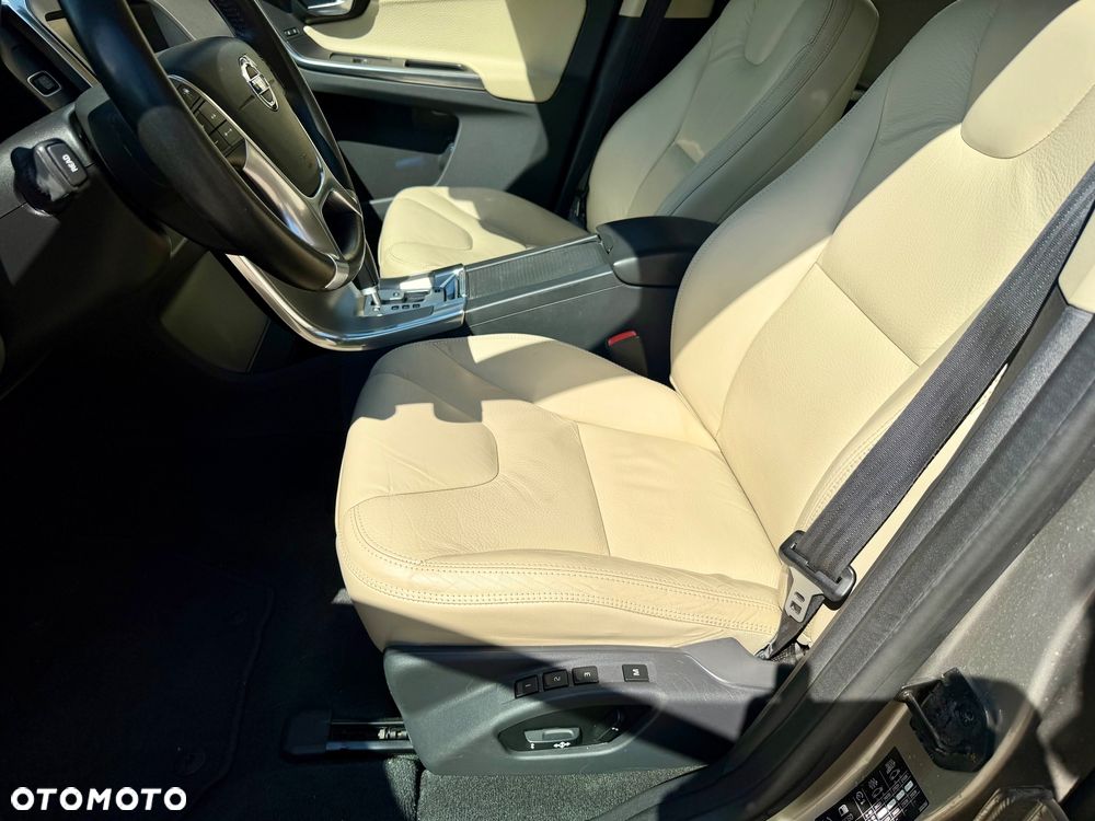 Volvo XC 60 - 15