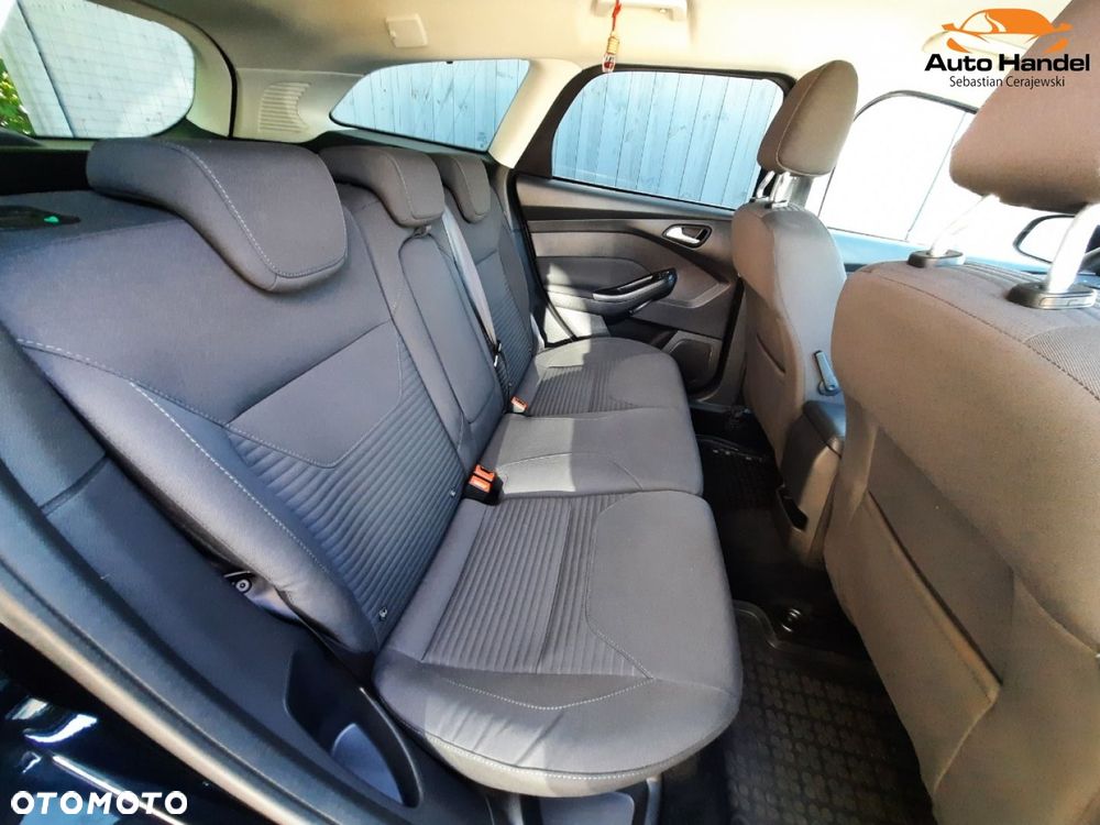 Ford Focus Turnier 1.0 EcoBoost Start-Stopp-System TITANIUM - 34