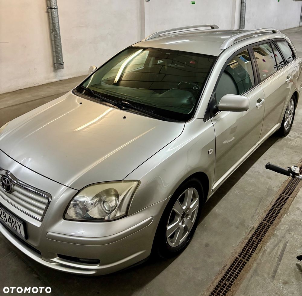 Toyota Avensis 1.8 VVT-i Combi - 3